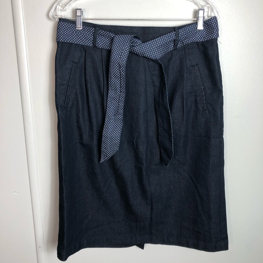 Laura Scott Denim Blue Skirt/Polka Dot Belt Size 8